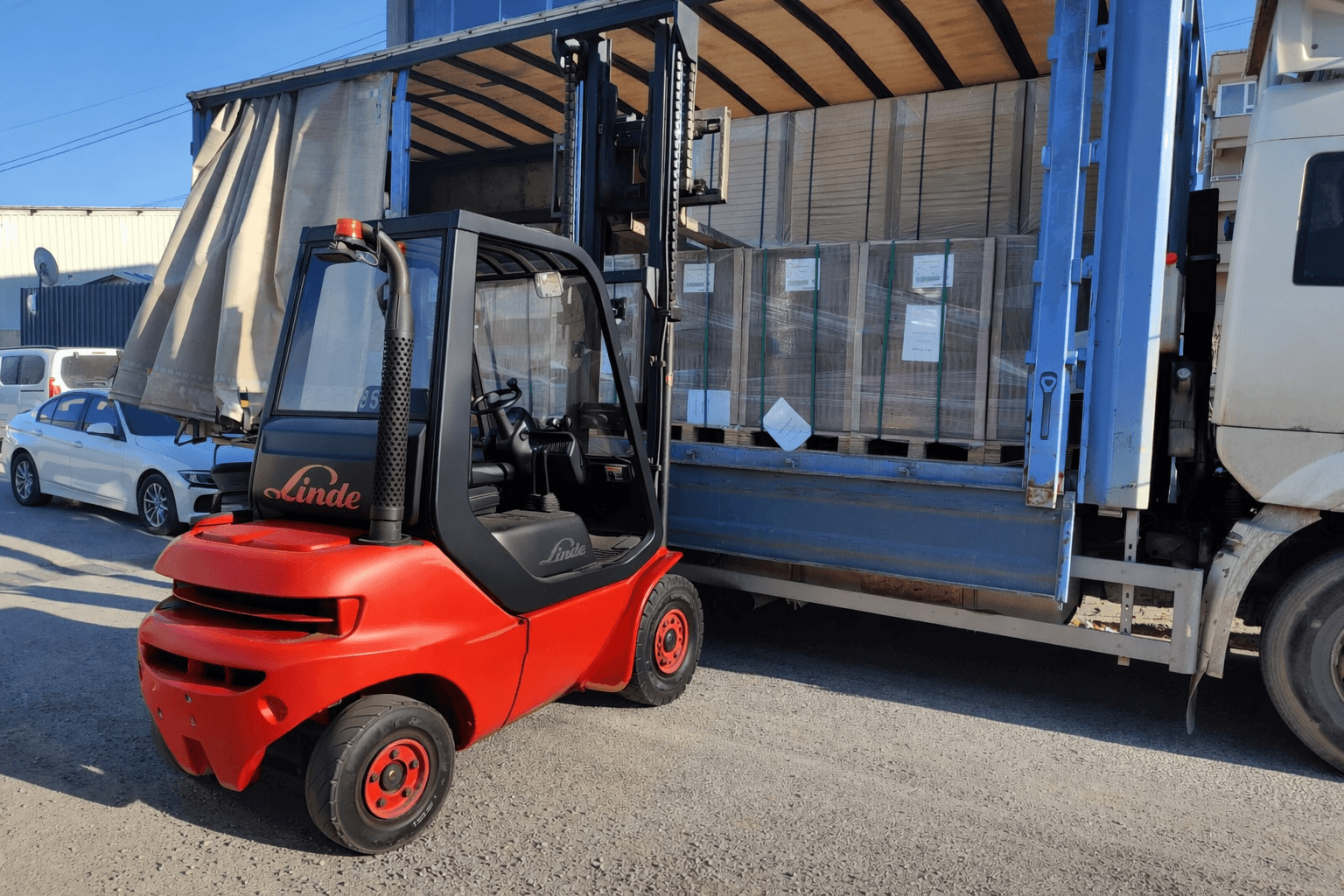 Bayraktar Forklift Galeri 1